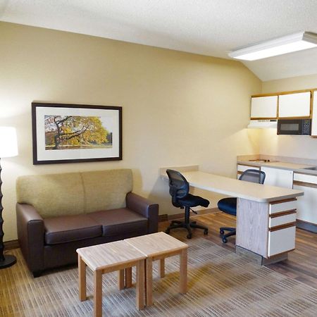 Extended Stay America Select Suites - Orlando - Lake Mary - 1040 Greenwood Blvd Экстерьер фото